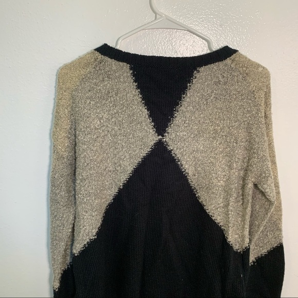 Hem & Thread Crewneck Sweater Black Beige Diamond - Picture 9 of 11